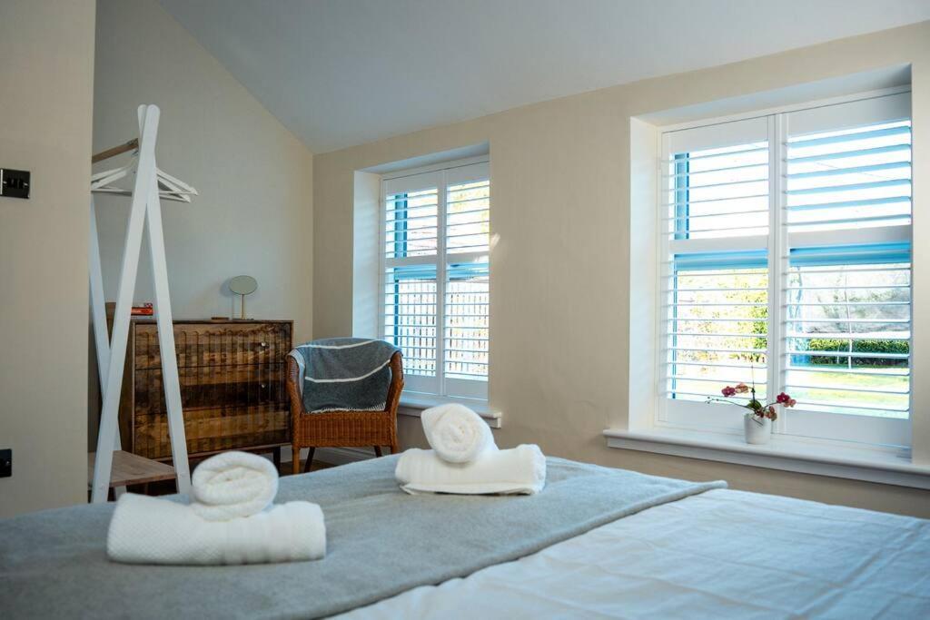 The Stables, Converted Barn Outside ยอร์ค ภายนอก รูปภาพ